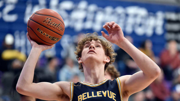 2022-23 Washington boys basketball: Bellevue at Lake Washington